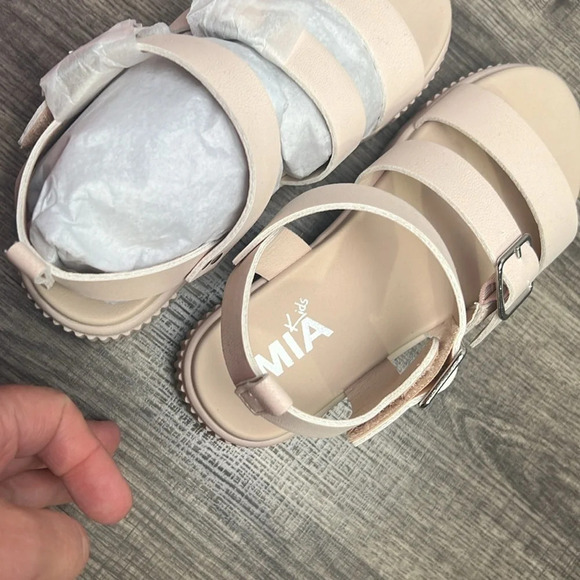 Youth Mia Sandals Blush Size 13 NWT - Picture 4 of 6